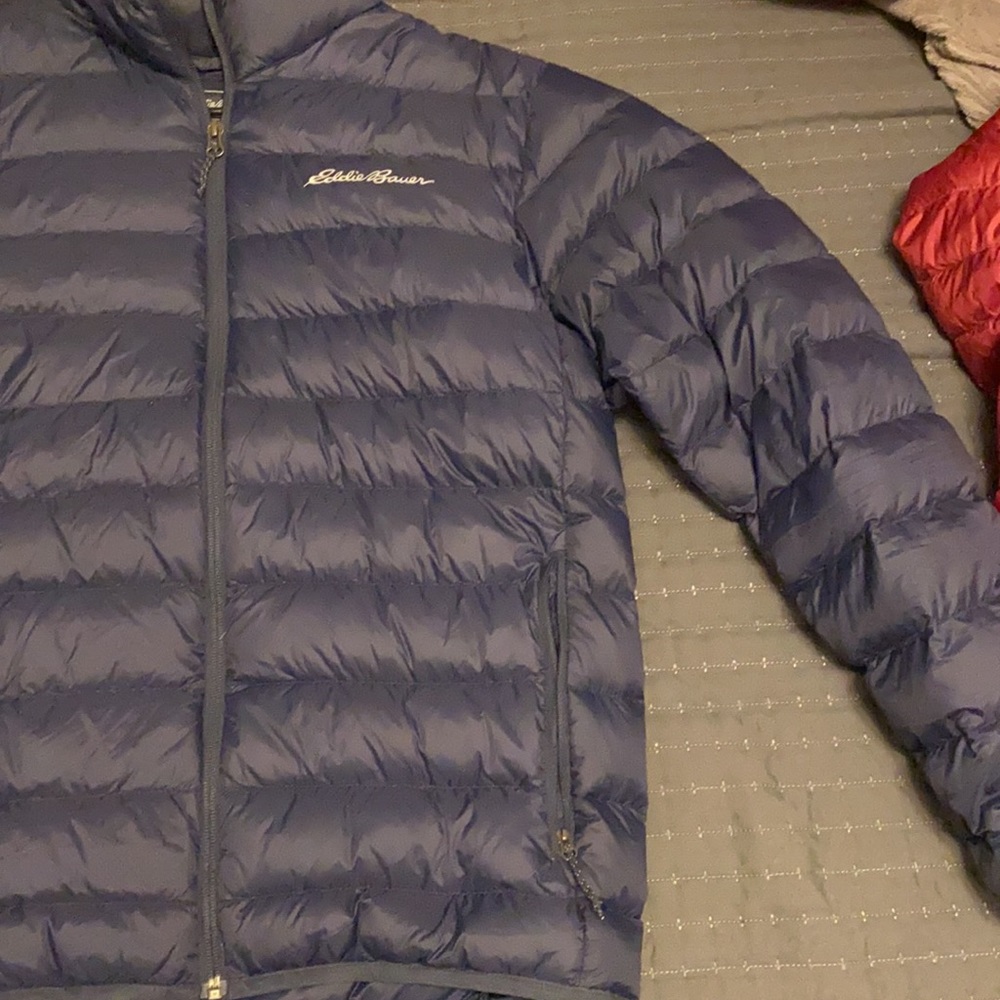 Blue puffer jacket - Picture 2 of 4